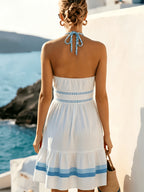 Women's Halterneck Knee-Length Dress with V-Neck and Tiered Skirt Design