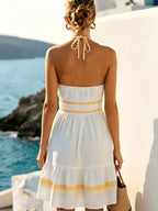 Women's Halterneck Knee-Length Dress with V-Neck and Tiered Skirt Design
