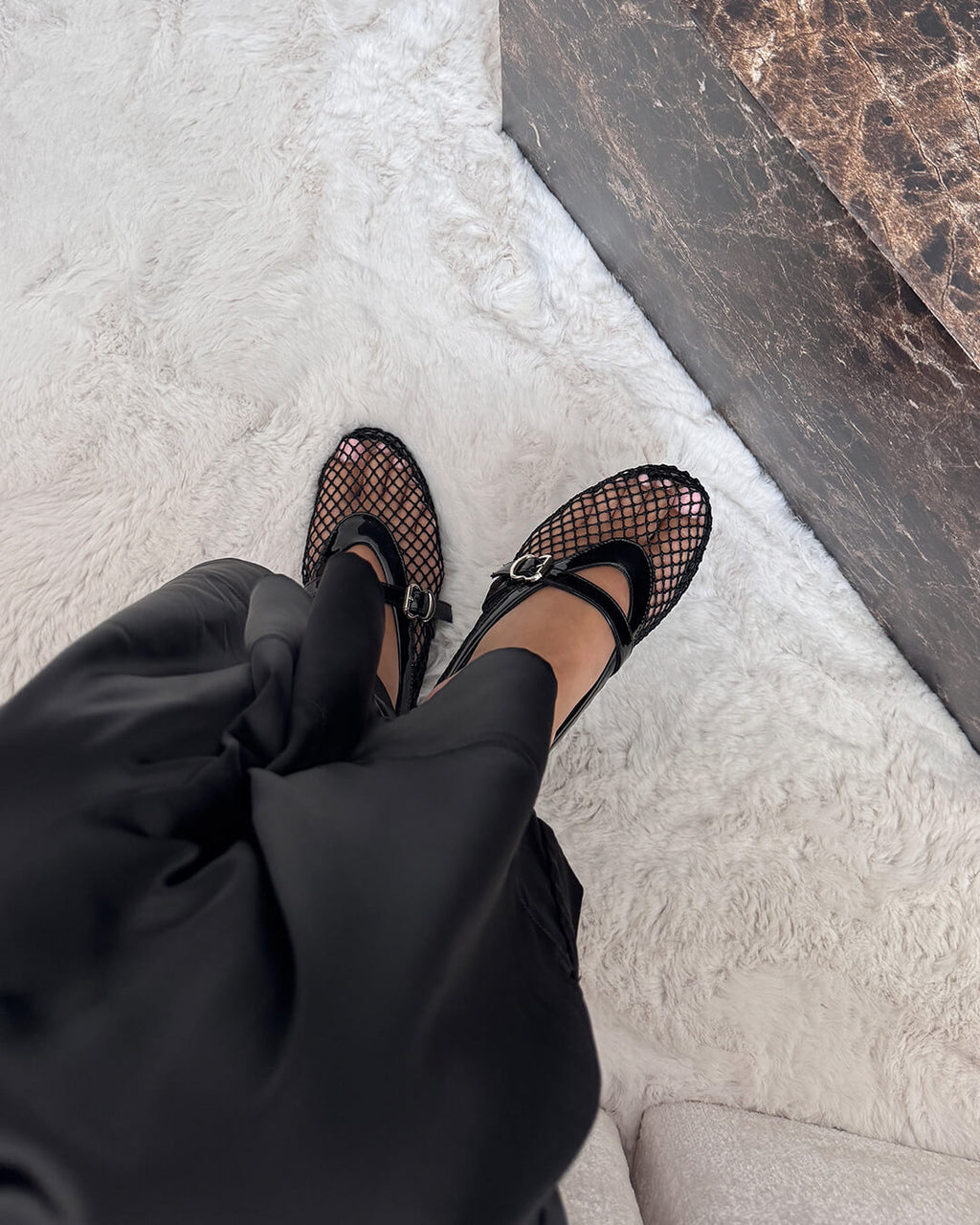 Damskie płaskie buty Mary Jane z siateczki