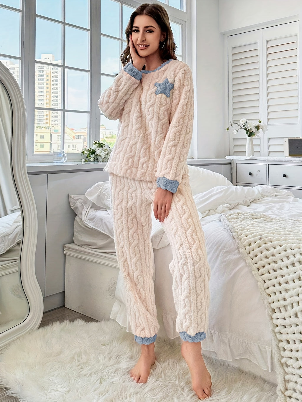Women’s Plush Cable Textured Pajama Set