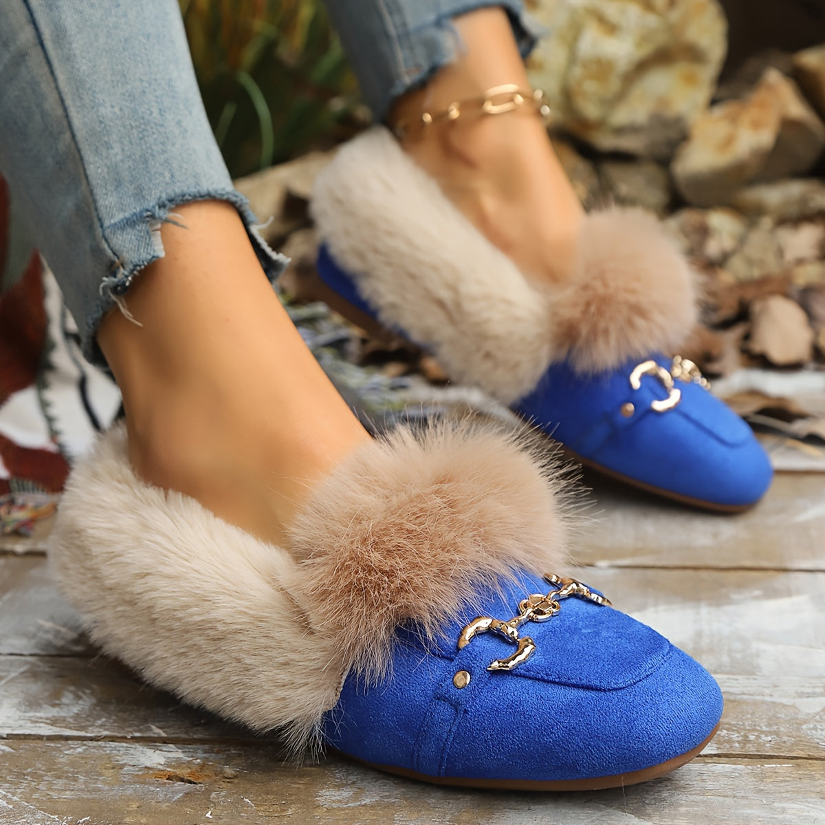 Mules chaussons pour femme bordés de fausse fourrure