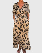 Vestido largo de mujer con estampado animal y escote en V