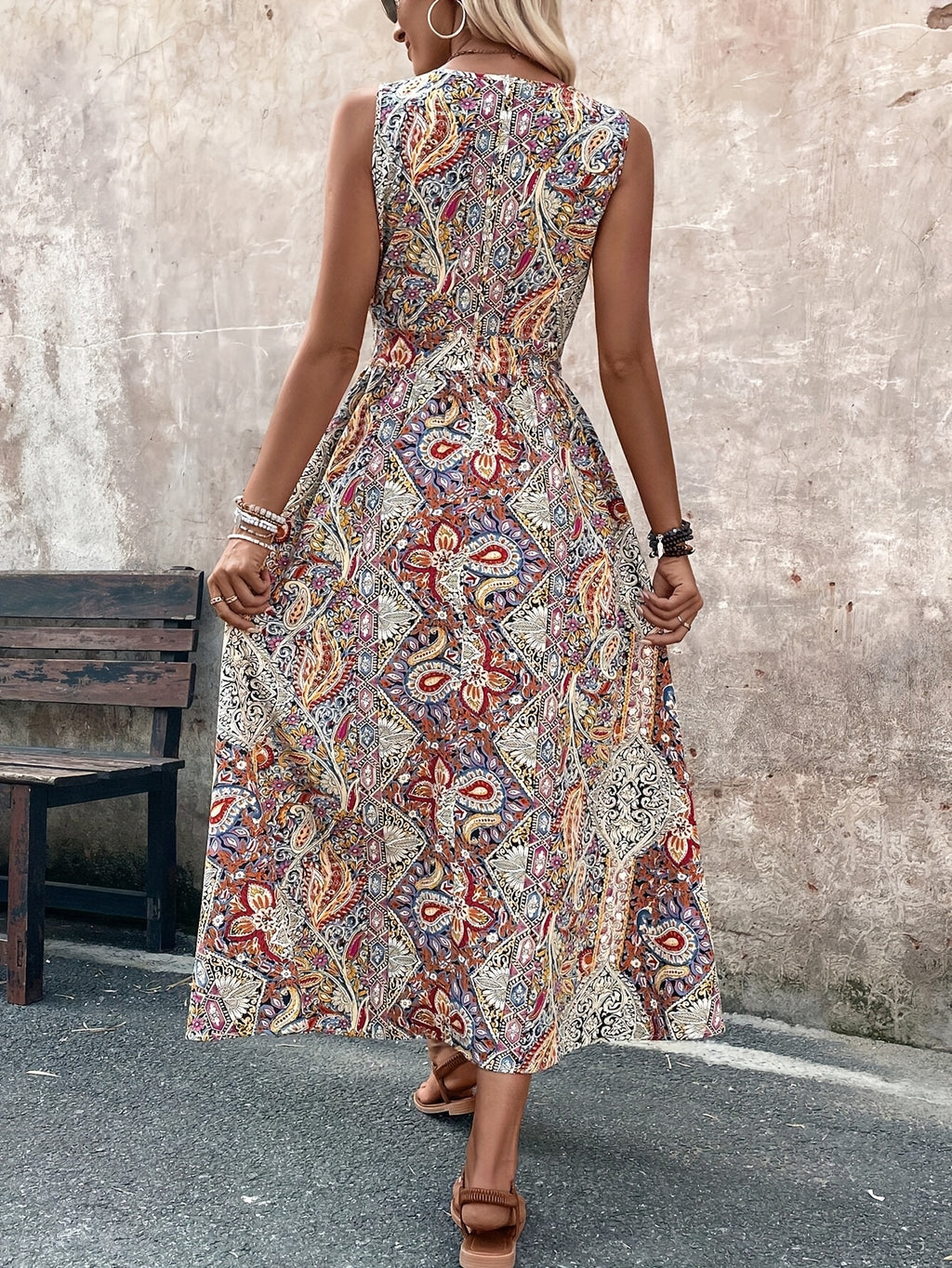Women’s Bohemian Paisley Midi Dress with Flowing Split Design