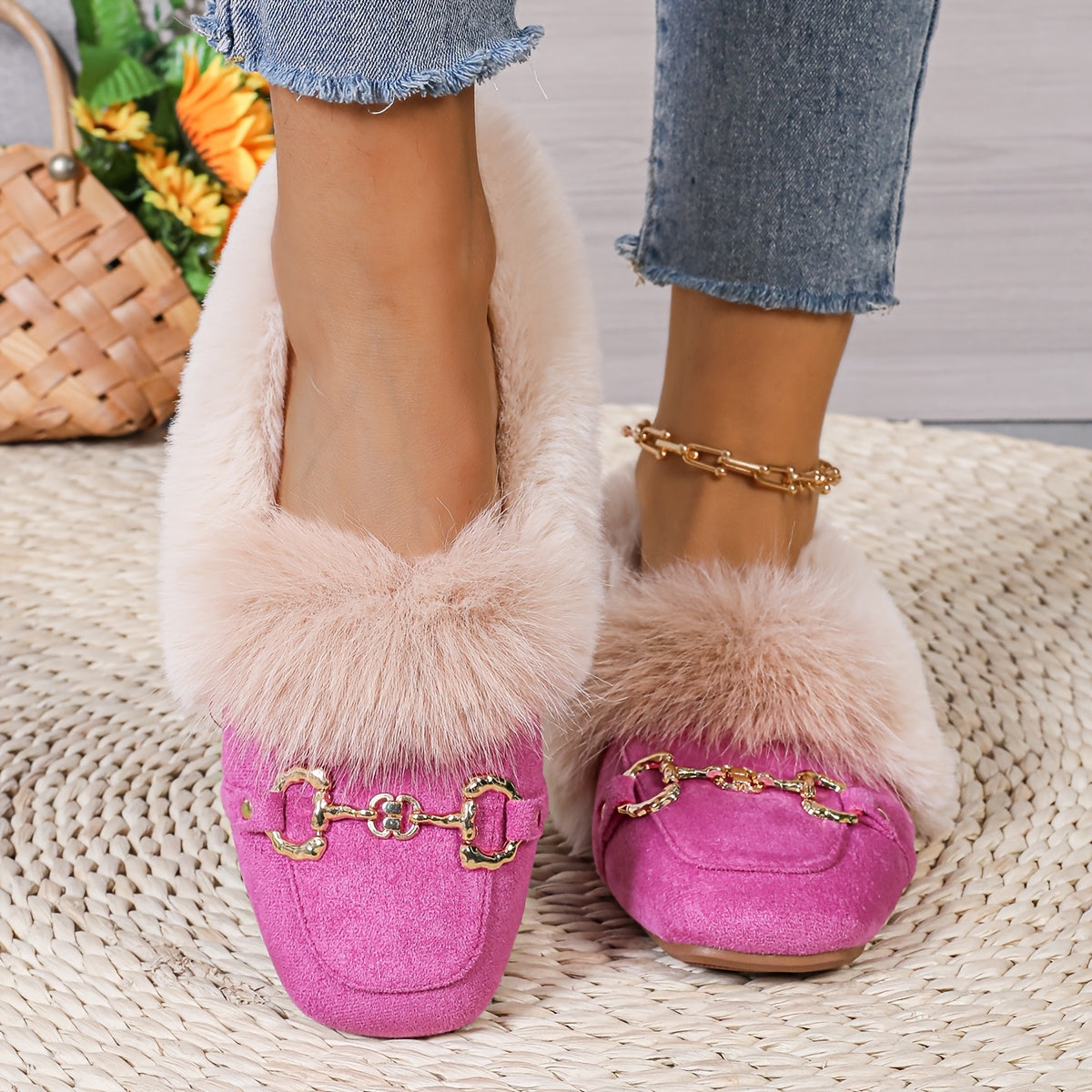 Mules chaussons pour femme bordés de fausse fourrure