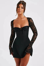 Damen Spitzen-Minikleid mit geformtem Bustier, ausgestellten Ärmeln und figurbetonter Passform