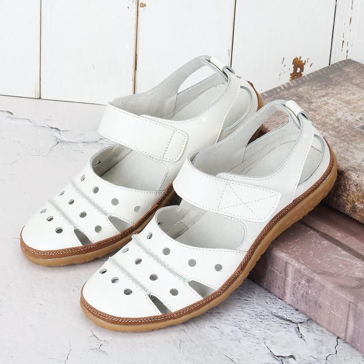 Sandalias de paseo para mujer con recortes y cierre de gancho y bucle