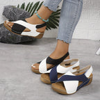 Verstellbare Damen-Sandalen mit Kreuzriemen und gepolsterter Sohle für hohen Tragekomfort