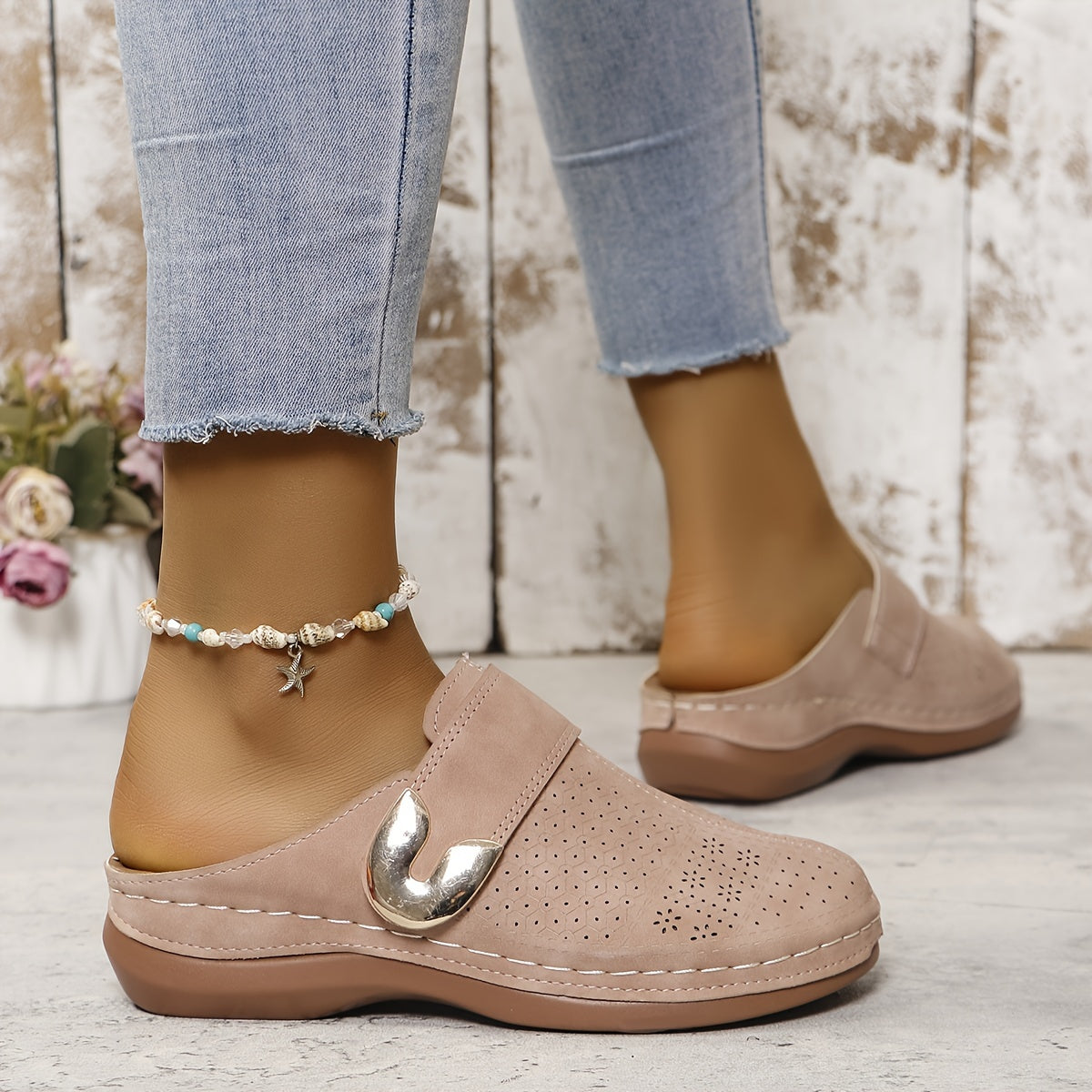 Women's Perforated Mule Shoes with Closed Toe for Everyday Comfort