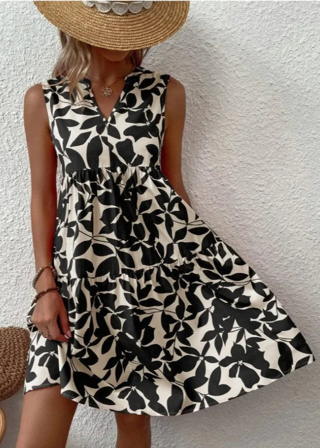 Women's Tropical Leaf Print Dress with Tiered Relaxed Summer Fit