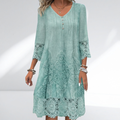 Damen Vintage besticktes Shift-Kleid mit V-Ausschnitt, Spitzenbesatz, dreiviertel Ärmeln und gewelltem Saum
