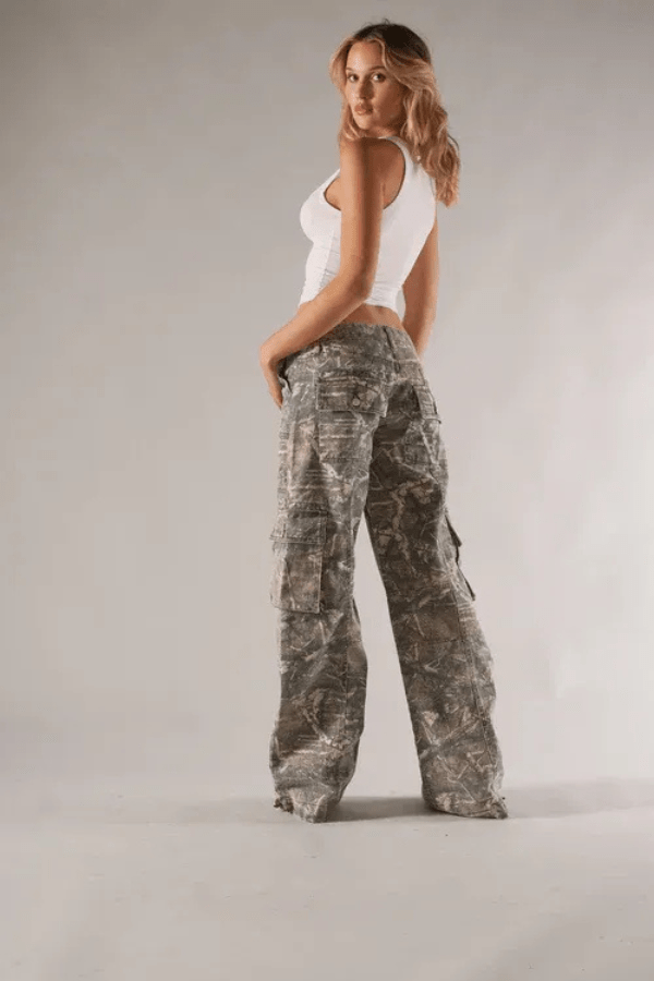 Damen Camouflage Cargo-Hose mit weitem Bein und Utility-Taschen-Design