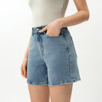 Pantalones cortos de mezclilla elástica para mujer