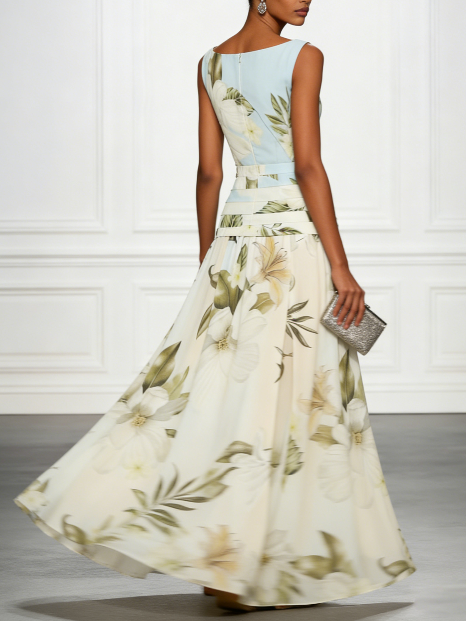 Maxikleid für Damen mit Blumenmuster, ärmellos, Bootsausschnitt und plissiertem Taillenbereich