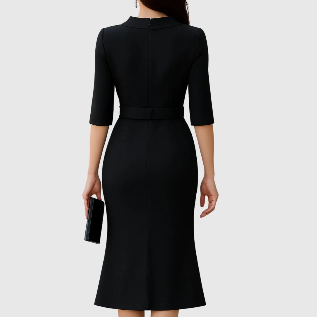 Elegantes Midikleid für Damen mit Gürtel und tailliertem Schnitt für zeitlosen Stil