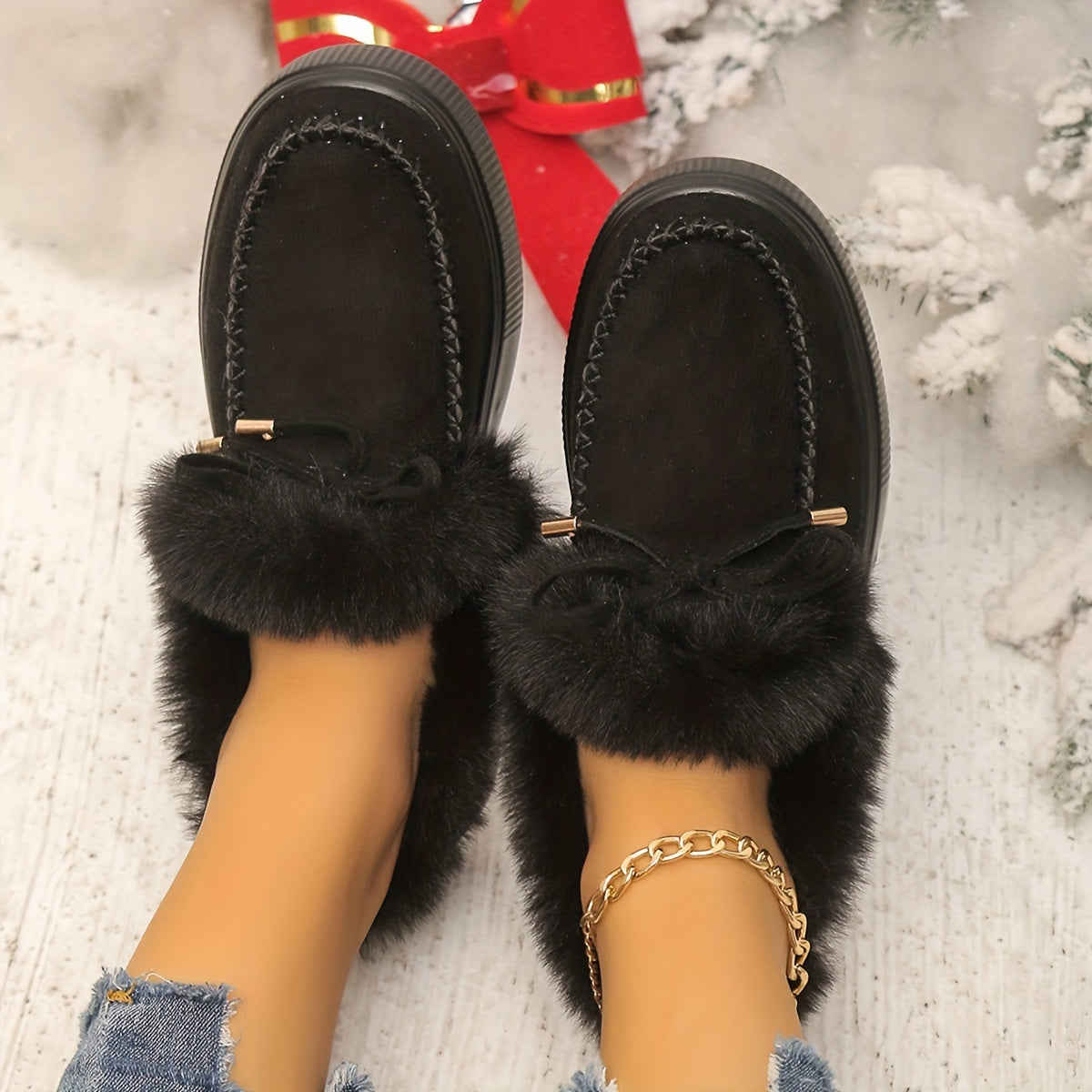 Mocassins pour femmes à bordure en fausse fourrure