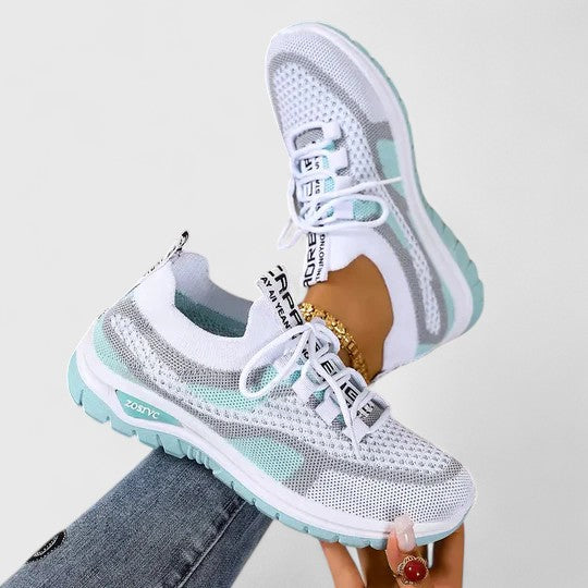Sneakers da donna traspiranti in mesh con lacci