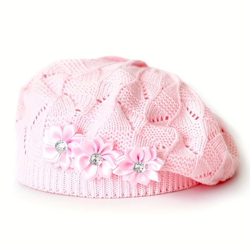 Damen-Strickbarett mit Blumenverzierung