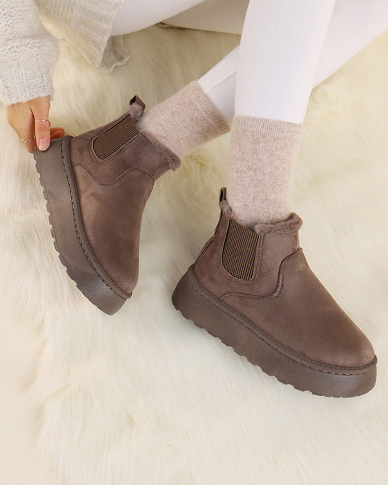 Women’s Faux Fur Lined Platform Chelsea Boots