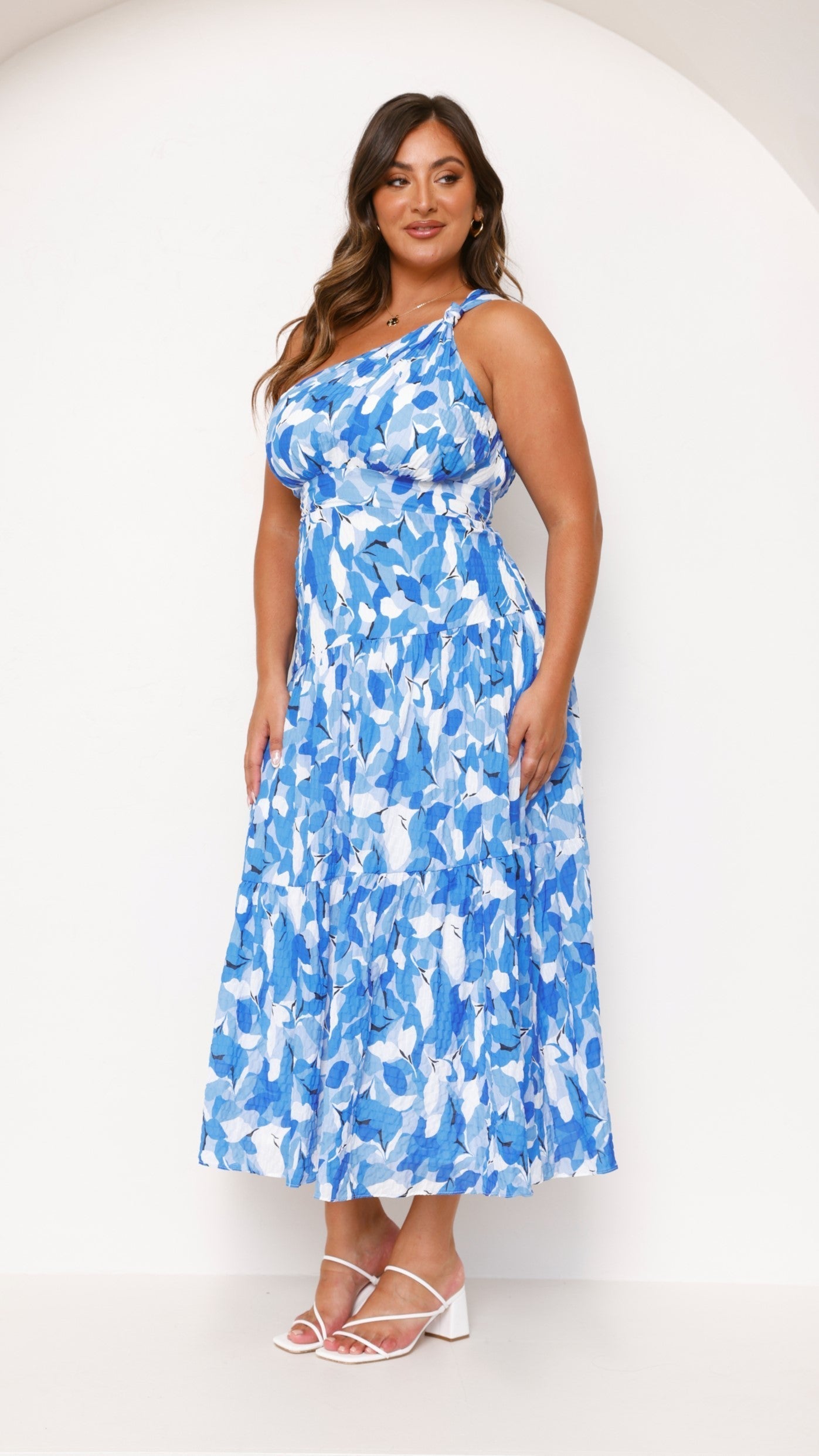 Women's One Shoulder Abstract Floral Print Tiered Midi Dress with Pleated Texture and Smocked Waist