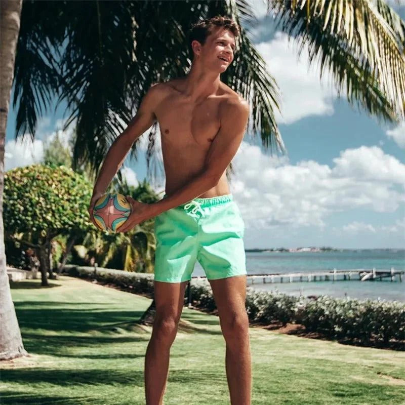 Men's Colour-Changing Swim Shorts with Gradient Quick-Dry Design
