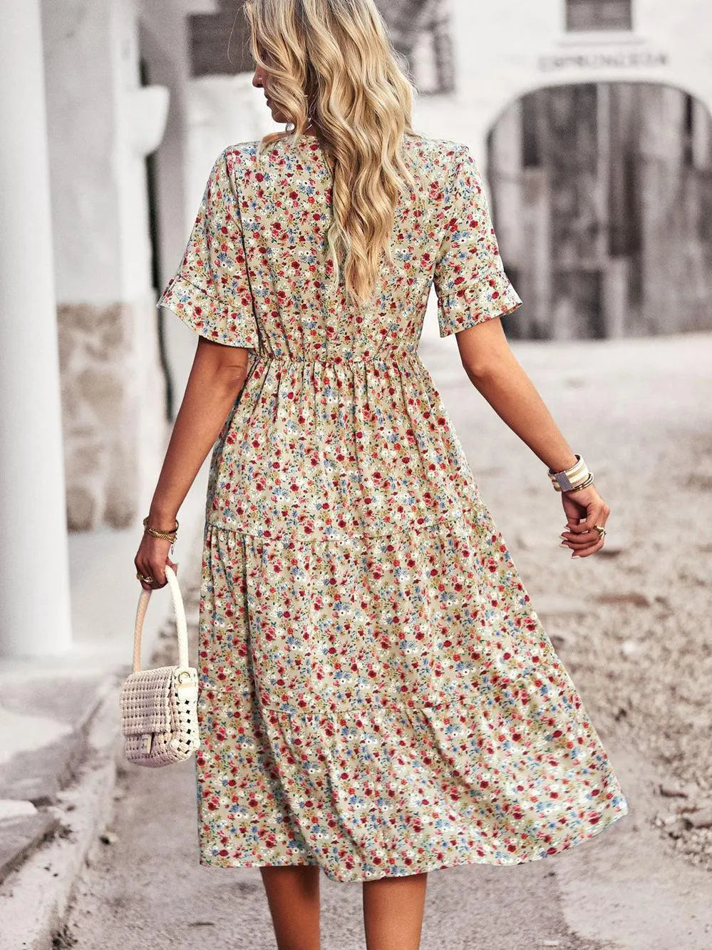 Floral Summer Dress for Women with Short Sleeves Relaxed Fit Everyday Style