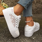 Zapatillas de plataforma para mujer con paneles de encaje floral