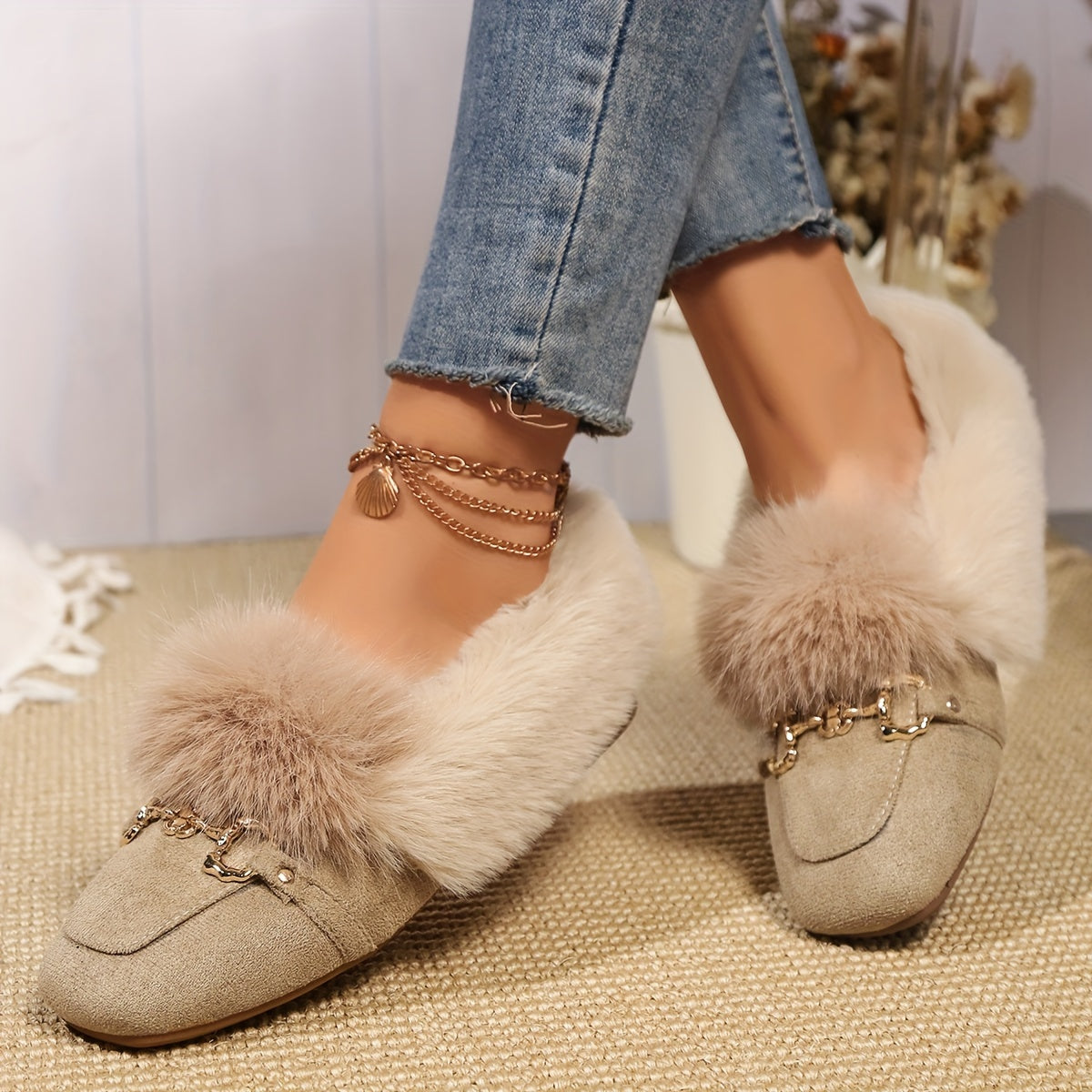 Mules chaussons pour femme bordés de fausse fourrure