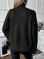 Damenpullover mit Rollkragen und offenen Schultern