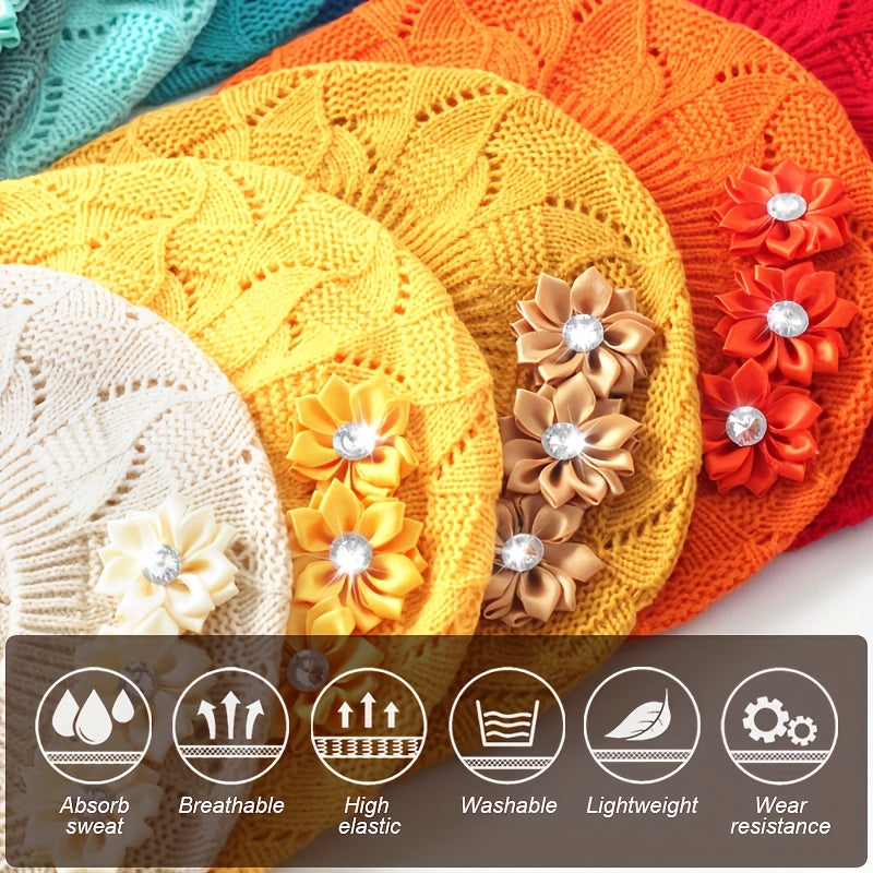 Damen-Strickbarett mit Blumenverzierung