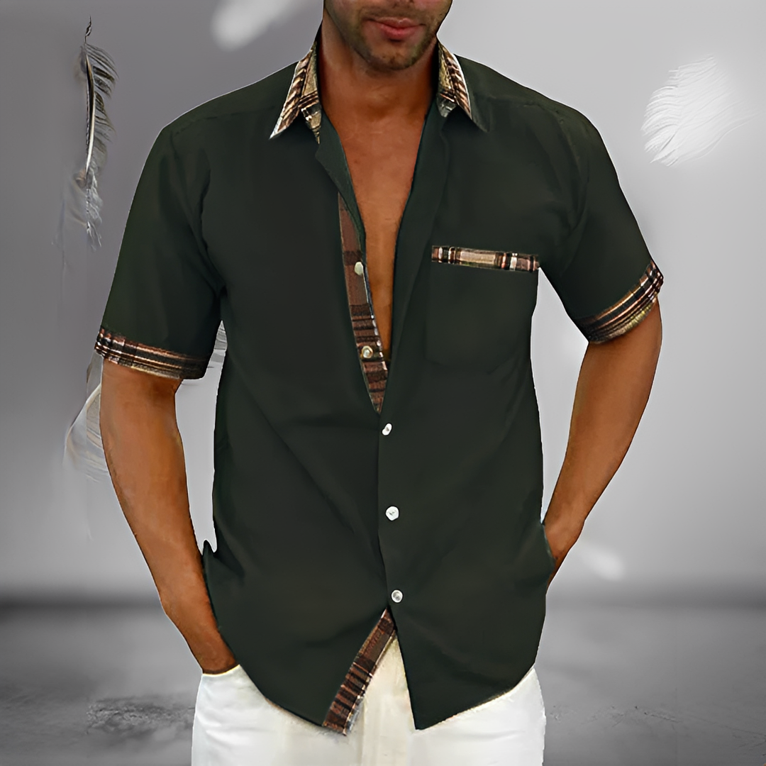 Chemise boutonnée manches courtes pour homme avec bordure contrastée et poche poitrine