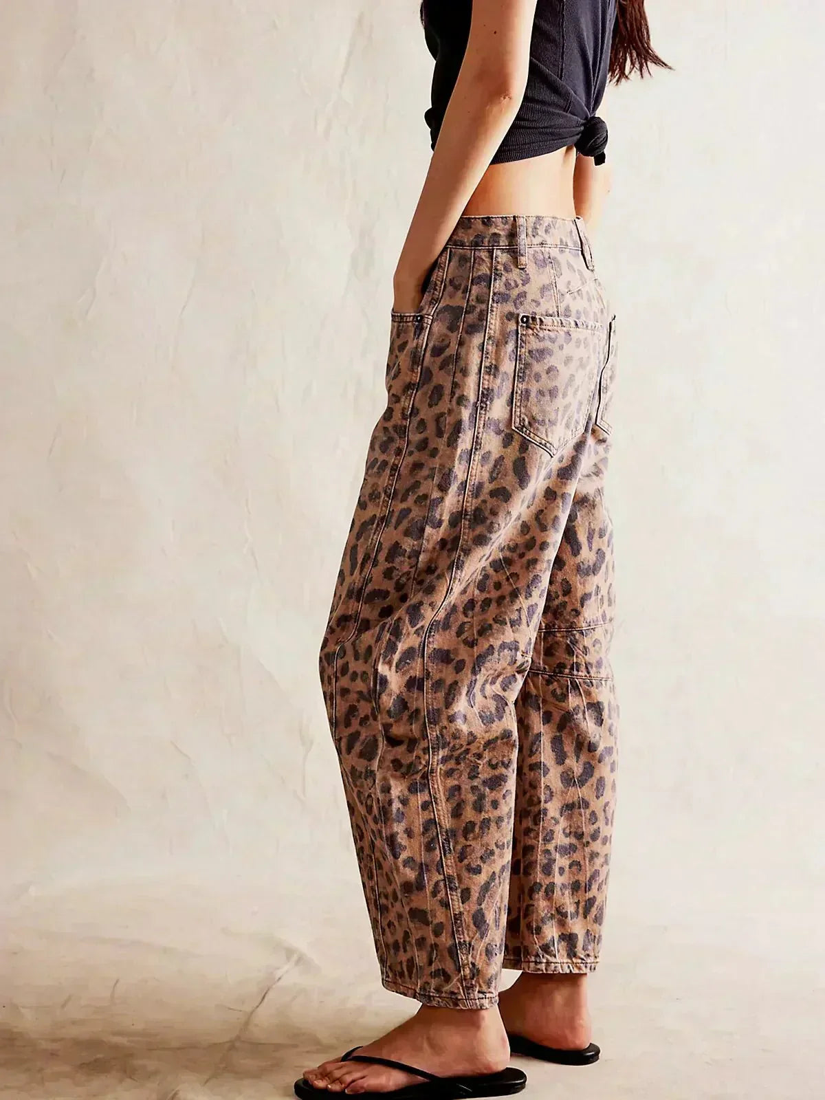 Women’s Barrel Leg Jeans