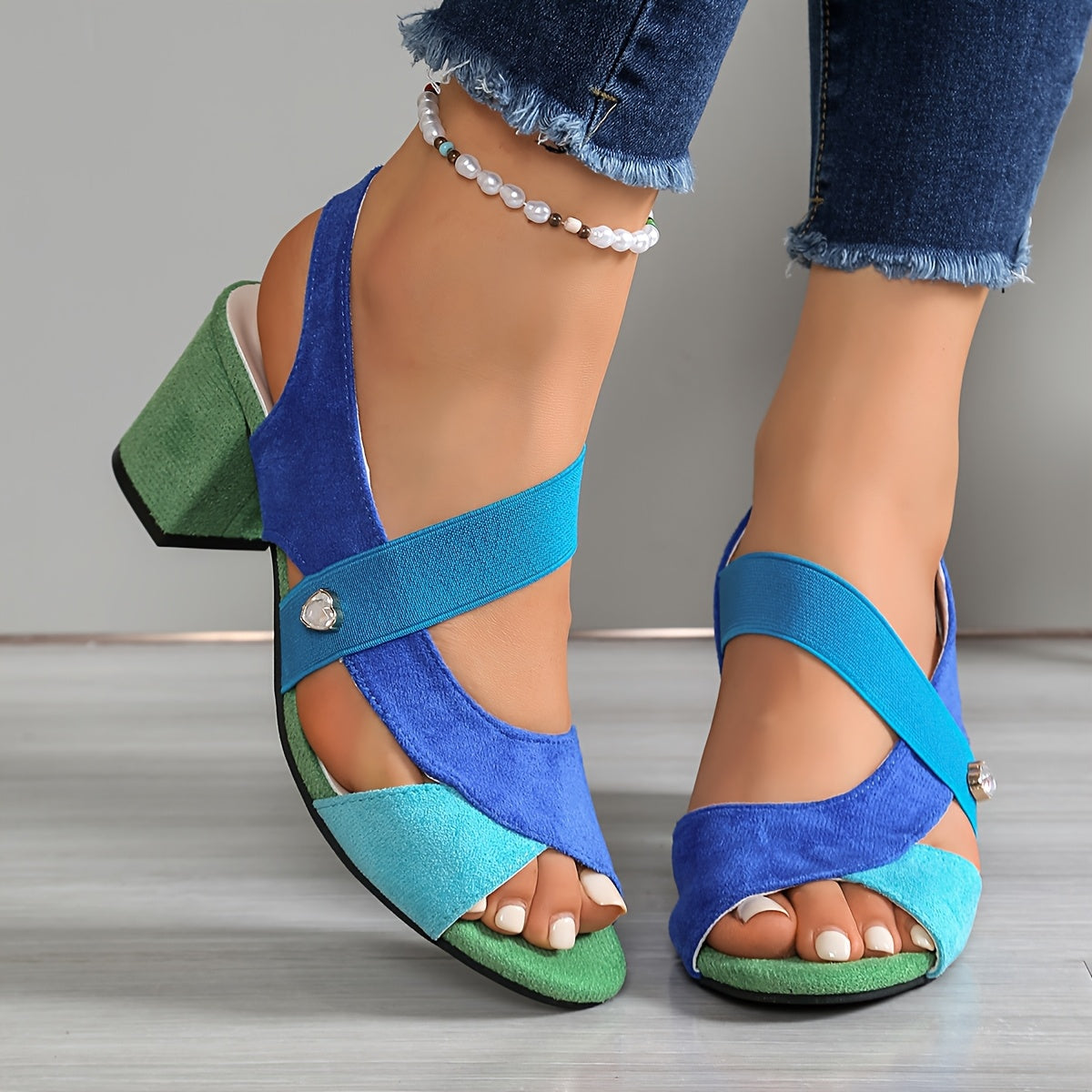 Women’s Cross Strap Block Heel Sandals