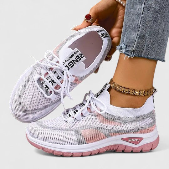 Sneakers da donna traspiranti in mesh con lacci
