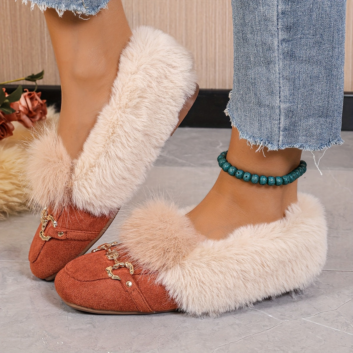 Mules chaussons pour femme bordés de fausse fourrure