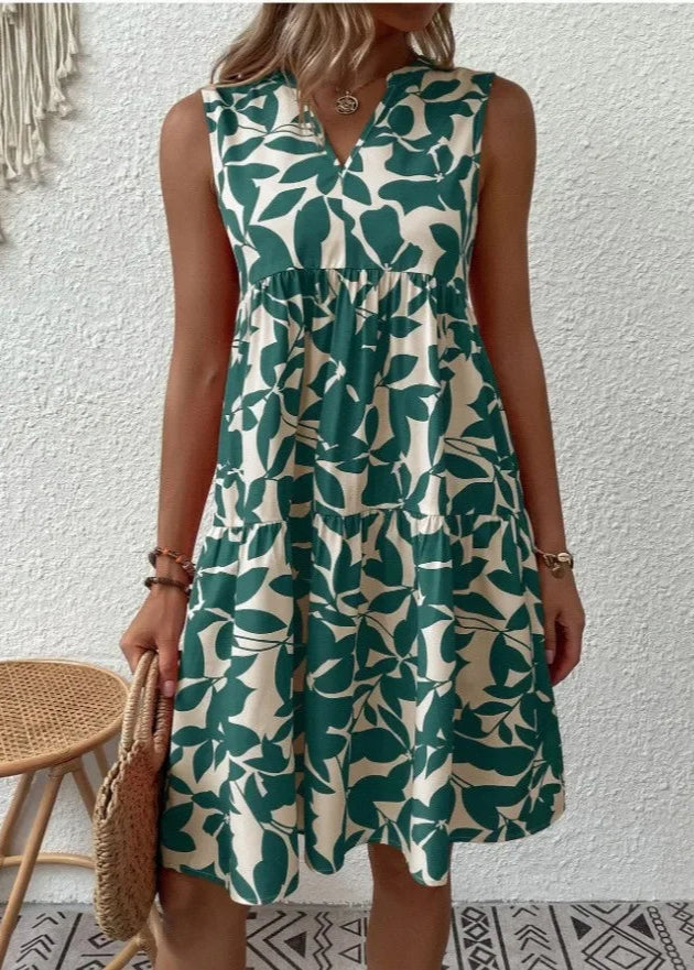 Women's Tropical Leaf Print Dress with Tiered Relaxed Summer Fit