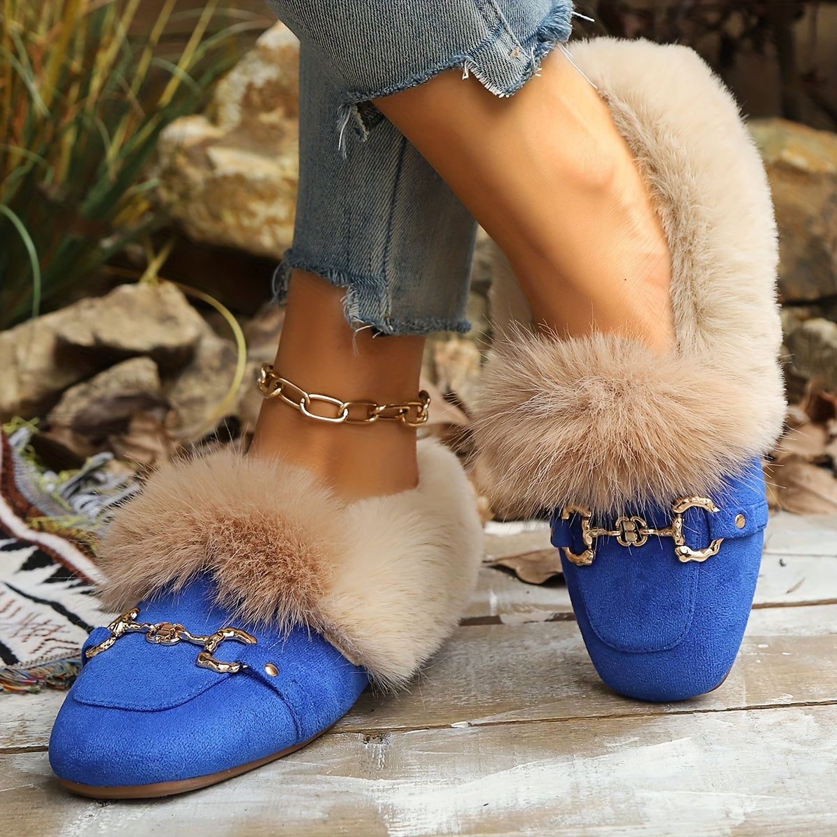 Mules chaussons pour femme bordés de fausse fourrure