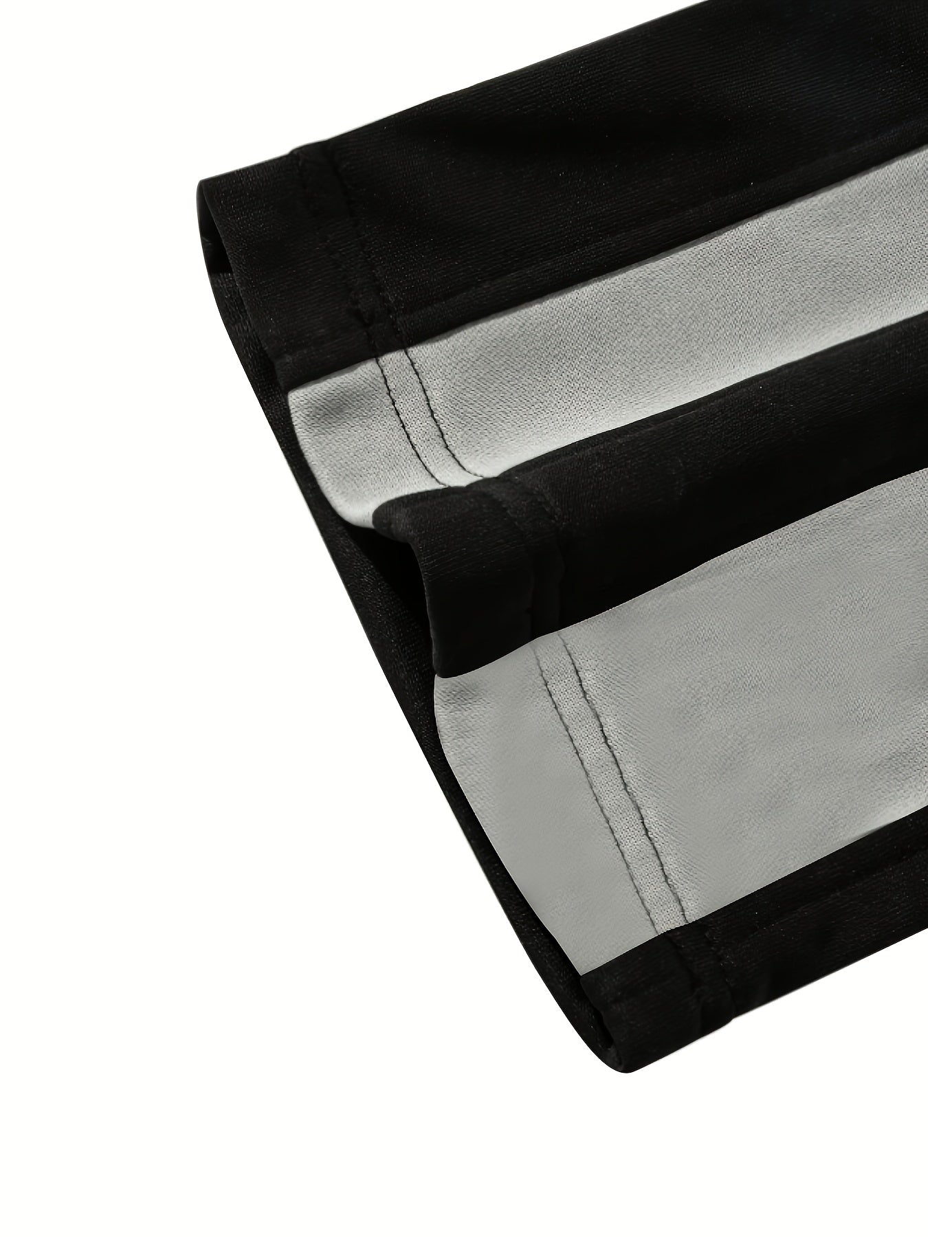 Herren-Sweathose mit Kontrastpaspeln und weitem Bein