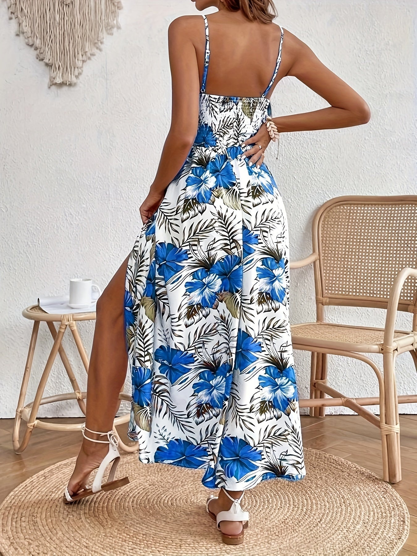 Damen-Maxikleid mit Blumenmuster und V-Ausschnitt