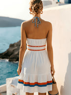 Women's Halterneck Knee-Length Dress with V-Neck and Tiered Skirt Design