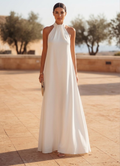 Vestido largo y fluido de mujer con cuello halter