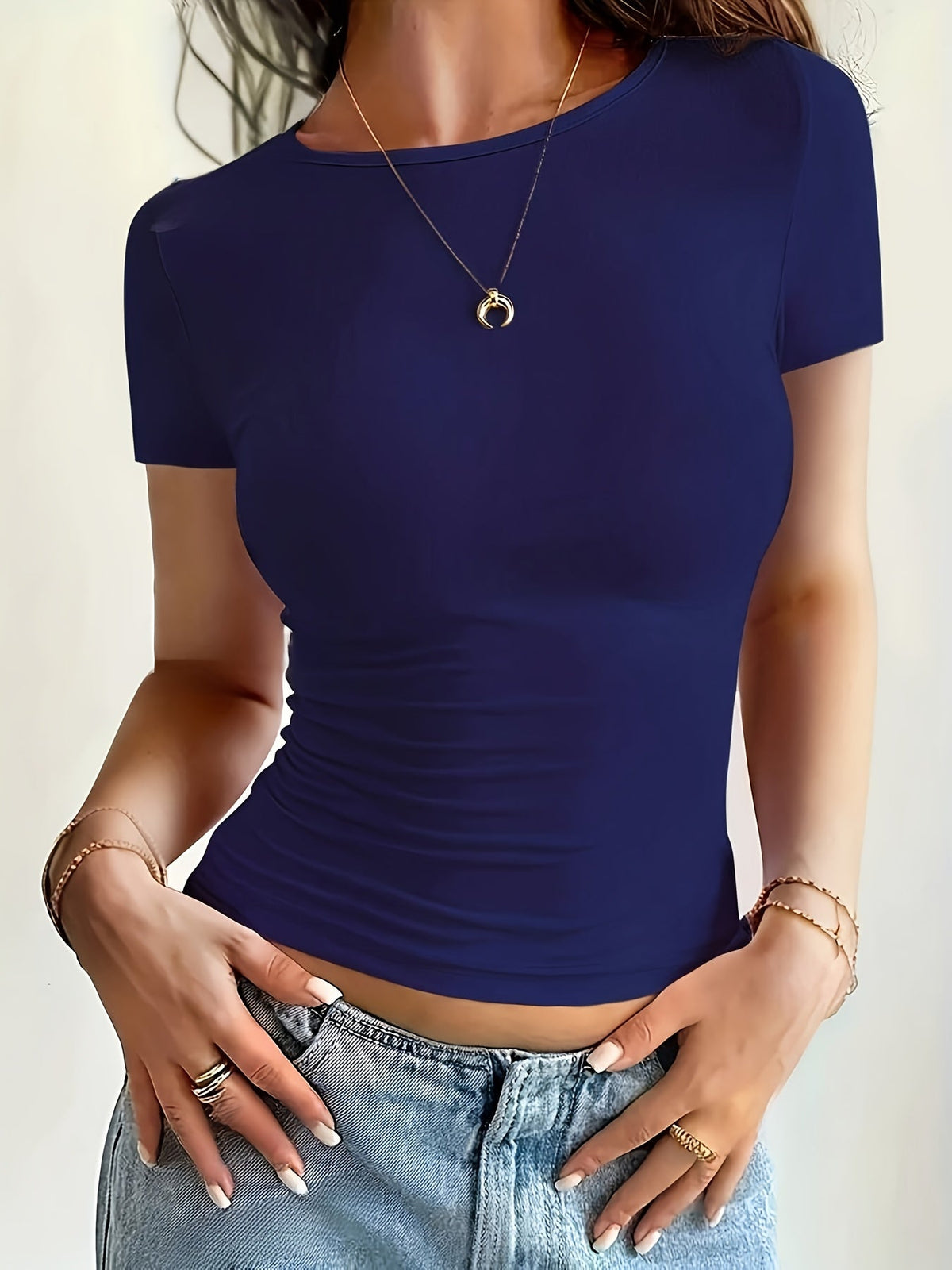 T-shirt ajusté pour femme à col rond
