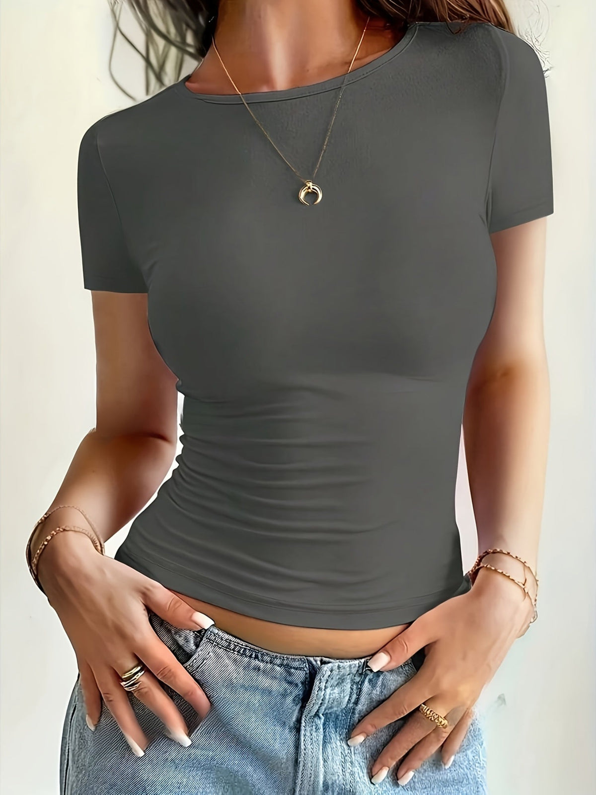 T-shirt ajusté pour femme à col rond