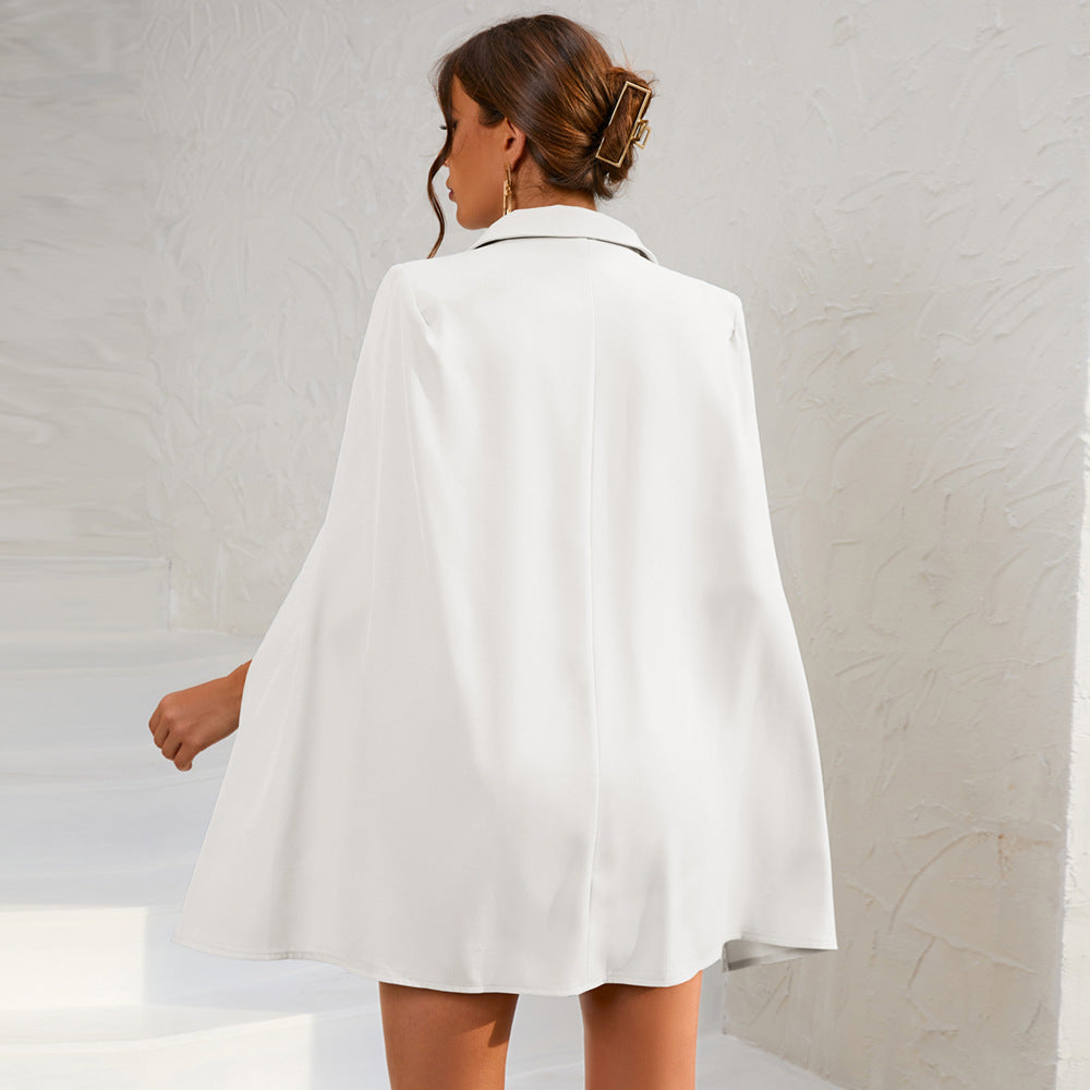 Mini-robe blazer cape pour femme