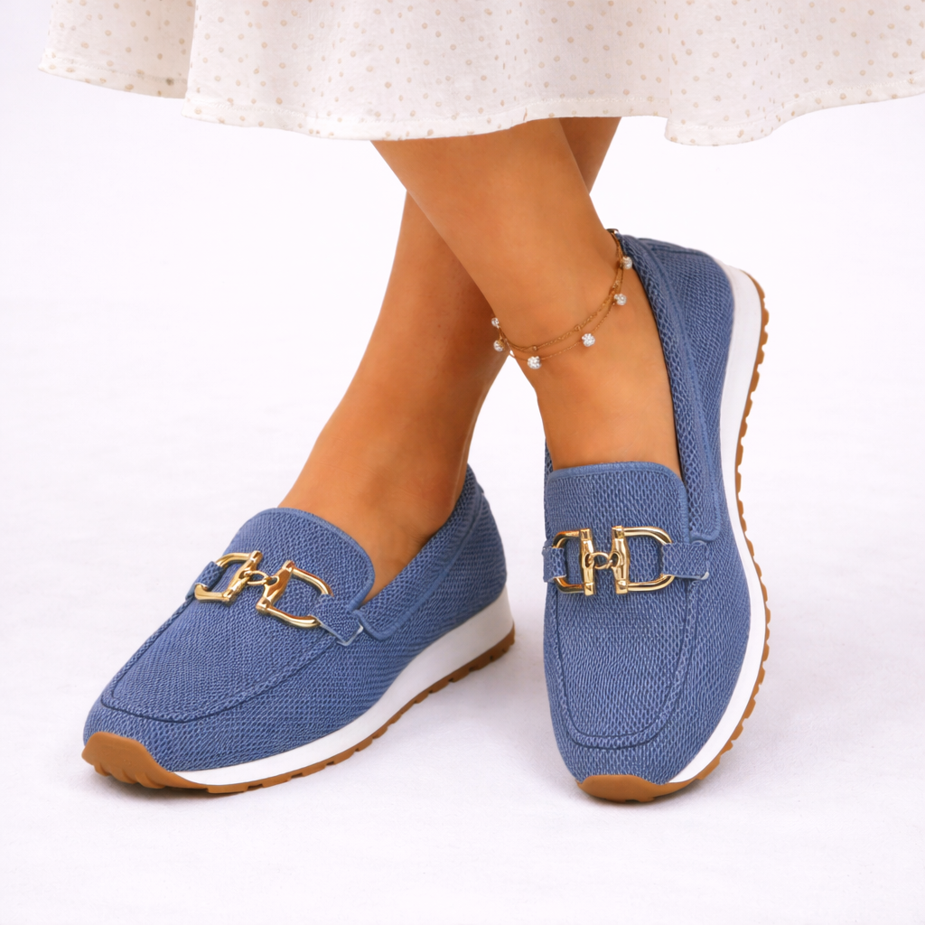 Mocassins légers à enfiler pour femme avec accent métallique décoratif et semelle rembourrée