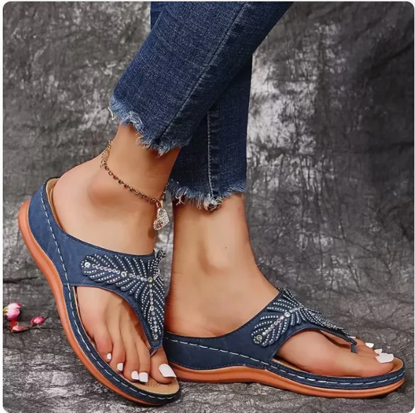 Women's Rhinestone Flip-Flop Sandals with Cushioned Sole for Everyday Wear