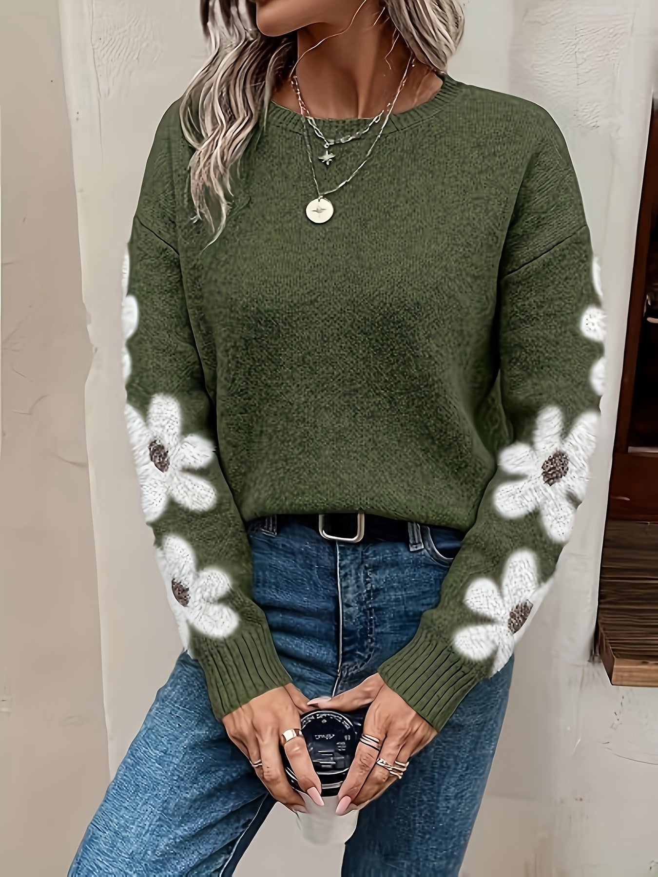 Women's Daisy Sleeve Crew Neck Knit Sweater
