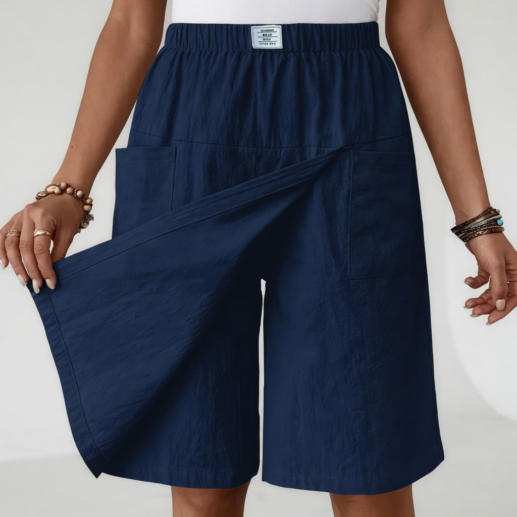 Short bermuda à jambes larges et taille haute pour femme avec poches utilitaires  