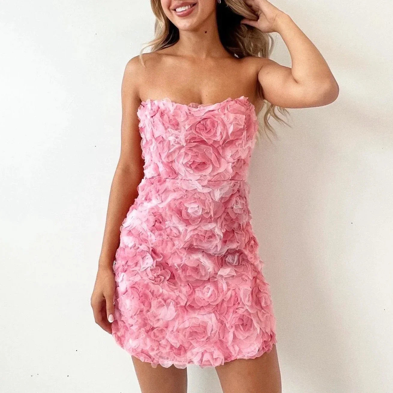 Damen trägerloses florales Minikleid mit 3D-Applikation und figurbetontem Design