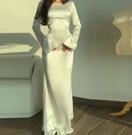 Damen elegantes Maxikleid mit schlanker Passform und fließender Silhouette