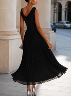Women's Sleeveless Pleated Midi Dress